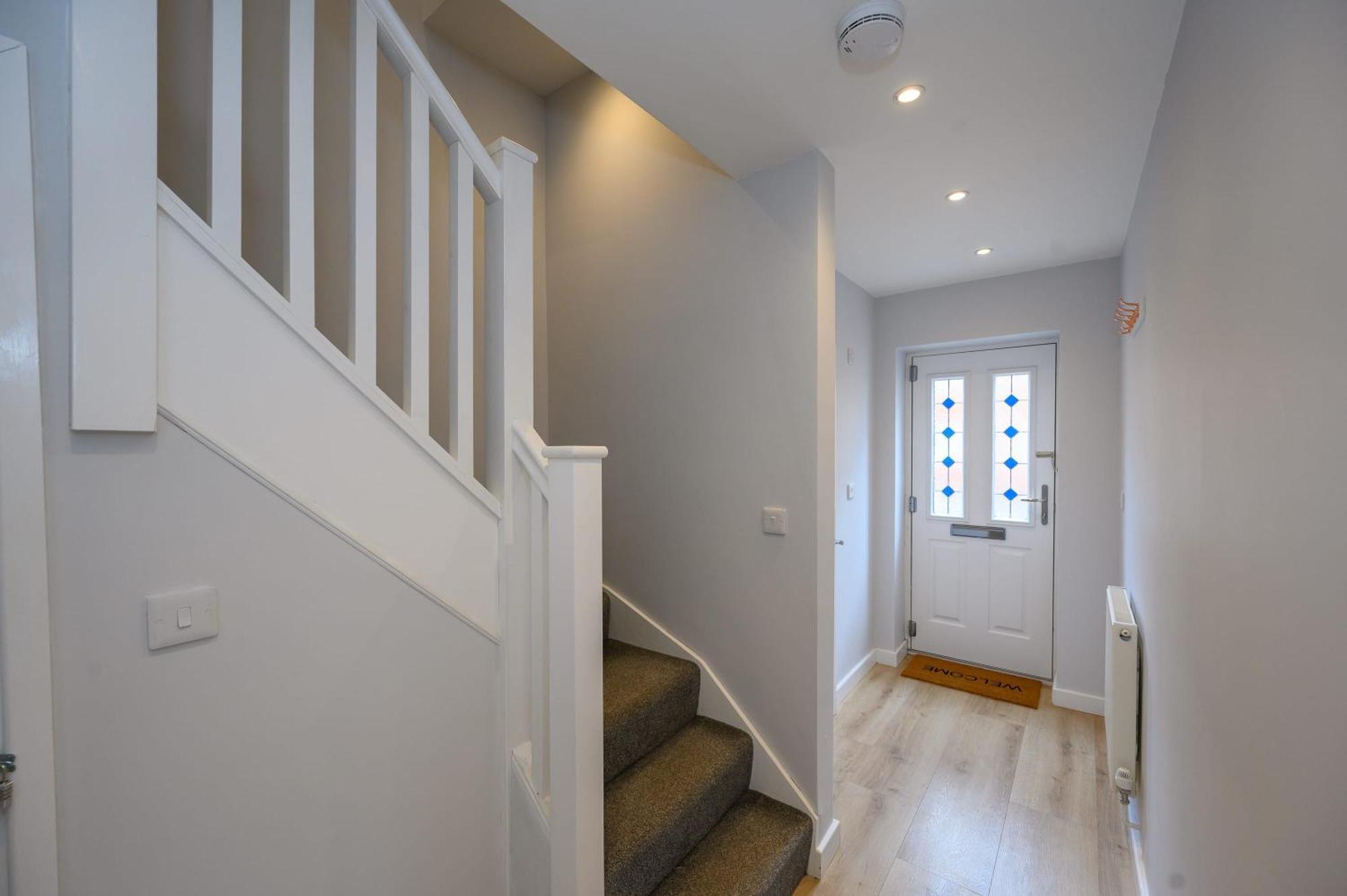 Dings House With Free Parking In Super Central South West City Location By Staystaycations Bristol Exterior photo